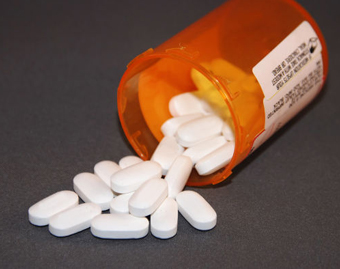 Prescription Painkillers' Overuse Has Become Silent Epidemic | Austin TX Chiropractor